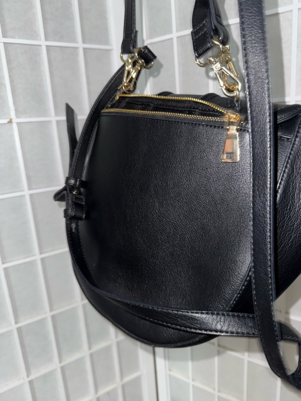 Black purse - Picture 5 of 9